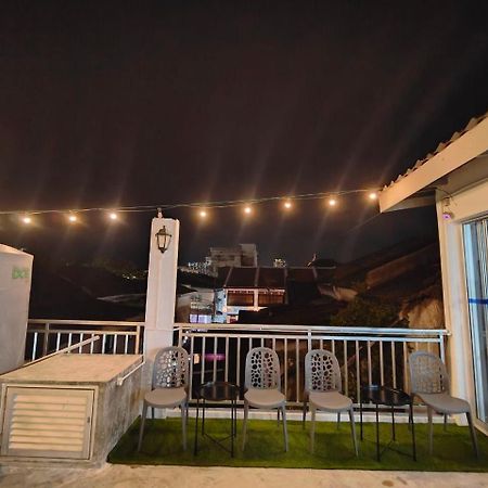 Sunshine House Hotel George Town Bagian luar foto