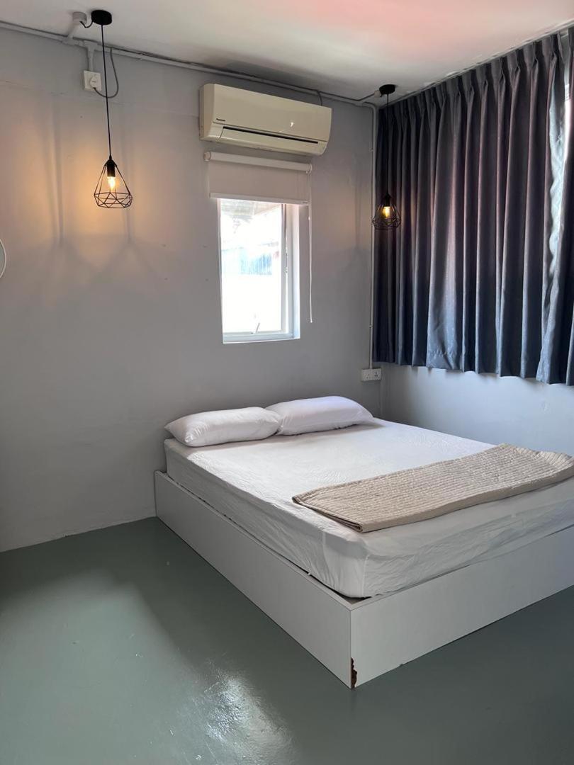 Sunshine House Hotel George Town Bagian luar foto